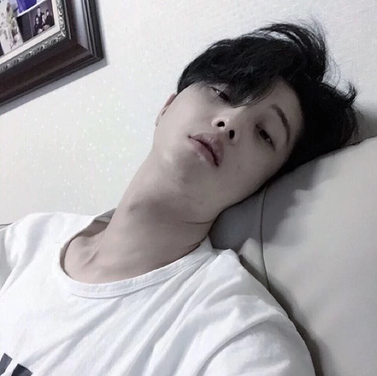 翁眉泰彩