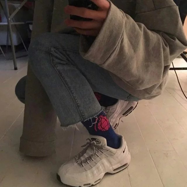令狐昌丽婷